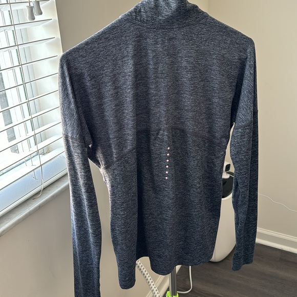 Nike DRI-FIT Running Top - Picture 2 of 2